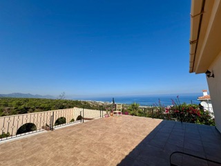 4-Bedroom Villa in Esentepe — 27