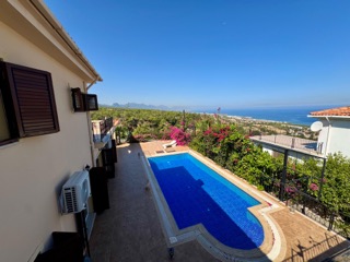 4-Bedroom Villa in Esentepe — 33