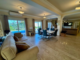 4-Bedroom Villa in Esentepe — 38